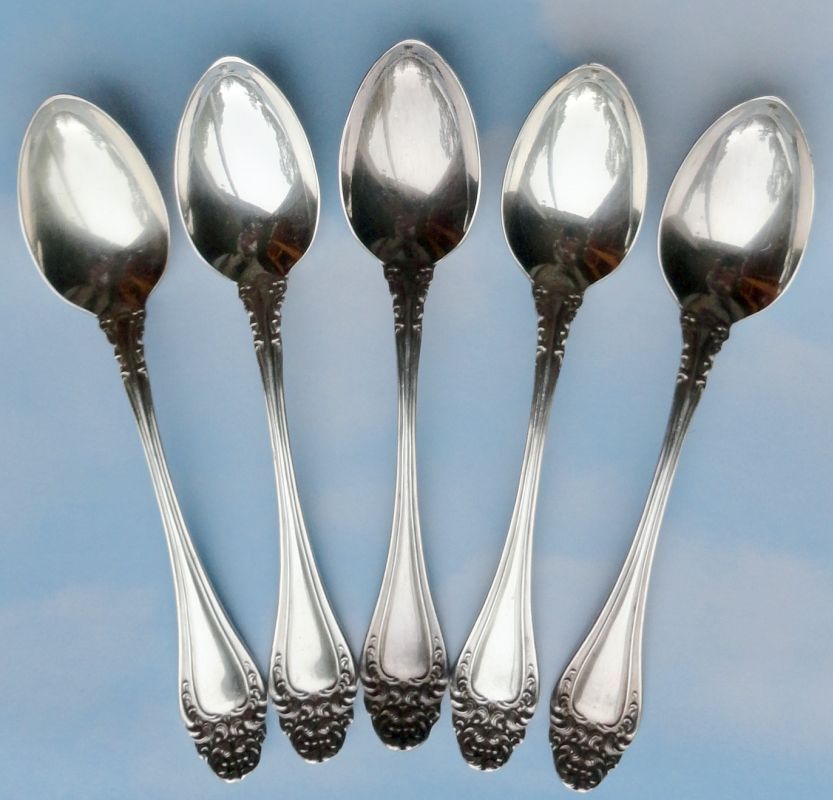Oregon 1900 Five Demitasse Spoons Set