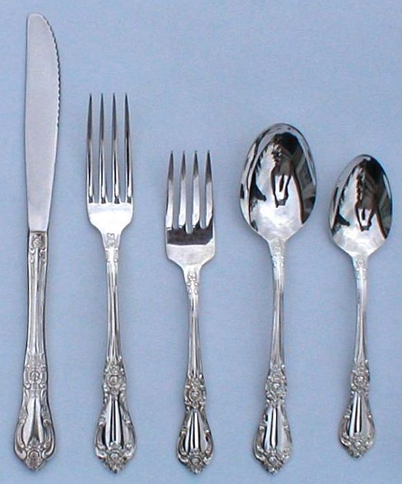 7" ONEIDA Community Soup Spoon / Spoons VANESSA Pattern 